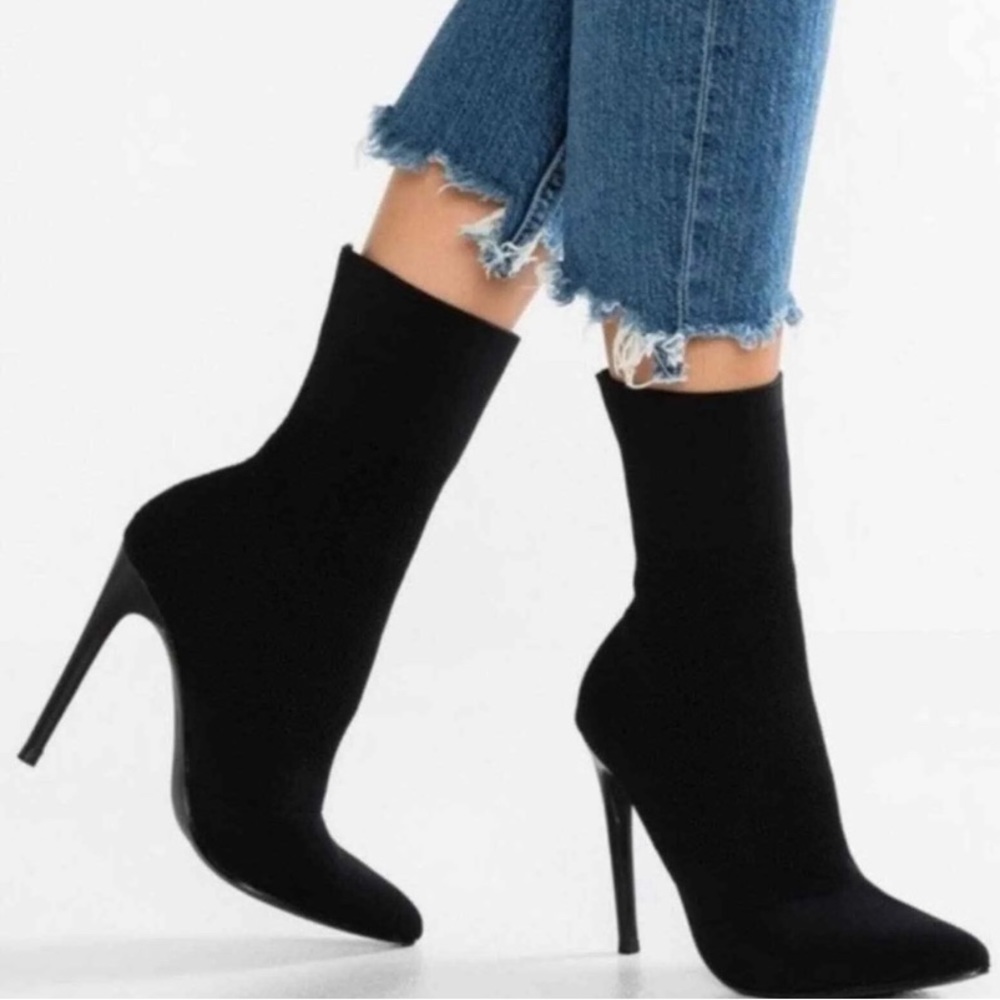 Steve Madden Century Knit Sock Booties 7.5